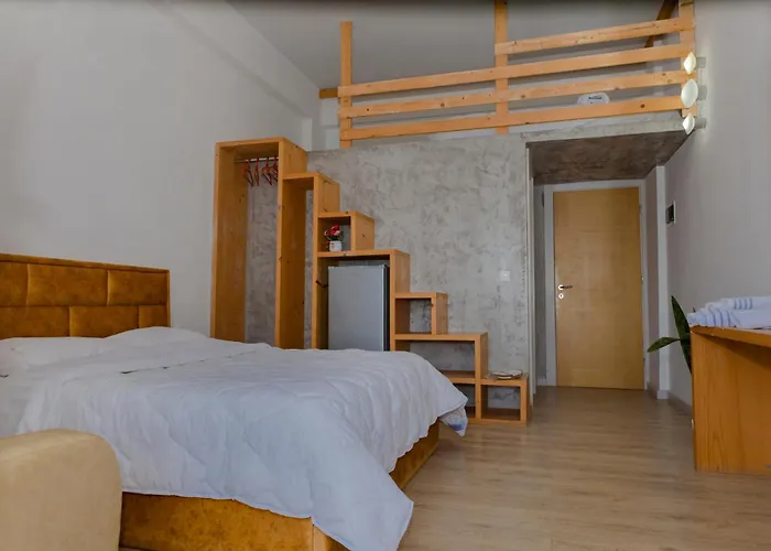 Soren The Sunset Dream Pensión Himarë